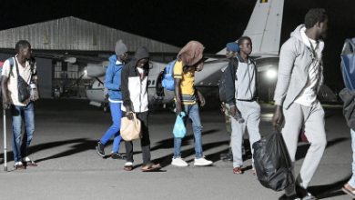 صورة عودة 200 مواطن غيني من موريتانيا في إطار عملية طوعية