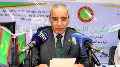 صورة وزير الداخلية: النزاعات القبلية لن تعطل التنمية