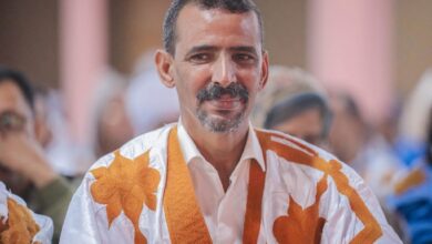 صورة وزير الثقافة: قيم الأصالة حصنت المجتمع بعيداً عن القبلية والعنصرية