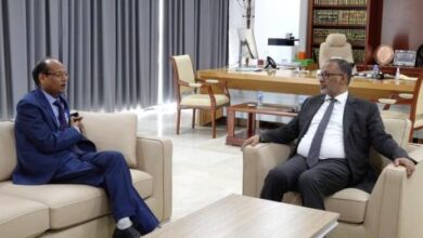 صورة رئيس اتحاد أرباب العمل يلتقي سفير الهند