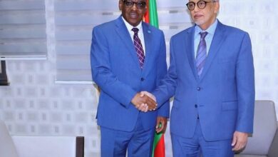 صورة وزير الشؤون الاقتصادية يتباحث مع بعثة للأمم المتحدة