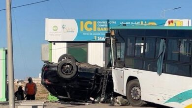 صورة نواكشوط : جرحى في تصادم بين باص لنقل الطلاب وسيارة رباعية الدفع