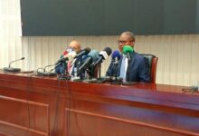 صورة أحزاب الأغلبية تسلم ردها على وثيقة الحوار الوطني لمنسق الحوار