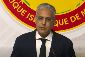 صورة وزير الطاقة: الدولة تواصل دعم المحروقات ووضعية المخزون ممتازة