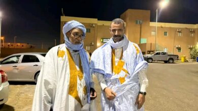 صورة وزير الثقافة يزور الصحفي محمد عبدالله بزيد للاطمئنان على حالته الصحية