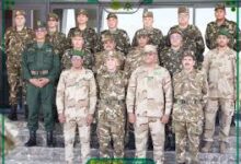 صورة اجتماع تنسيقي بين الجيشين الموريتاني والجزائري بتندوف