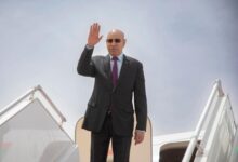 صورة الرئيس غزواني يغادر إلى الإمارات لبحث التطورات في المنطقة