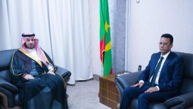 صورة وزير الشؤون الإسلامية يستقبل السفير السعودي