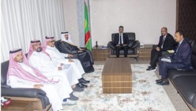 صورة وزير الشؤون الإسلامية يلتقي السفير السعودي