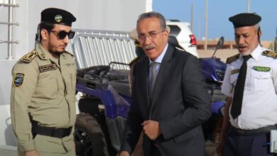 صورة مدير الأمن يمنح “عيدية” خاصة لمنتسبي قطاعه