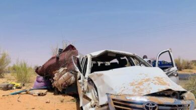 صورة حادث سير على طريق الأمل يؤدي إلى إصابة عدة أشخاص