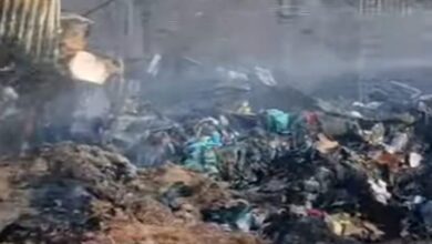 صورة حريق في سوق الزويرات المركزي يخلف خسائر مادية معتبرة