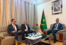 صورة وزير الصيد يبحث مع السفير المصري تعزيز التعاون البحري