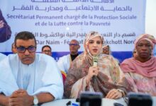 صورة لقاء سياسي للأمانة المكلفة بالحماية الاجتماعية بدار النعيم