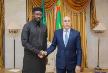 صورة “سونكو” يشيد بقيادة الغزواني ودوره في التقارب بين موريتانيا والسنغال
