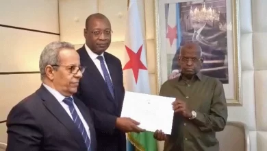 صورة غزواني يبعث برسالة خطية إلى رئيس جيبوتي