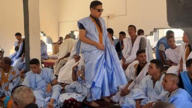 صورة استقبال حاشد للمدير العام للمعادن والجيولوجيا في قرية آجونيكي