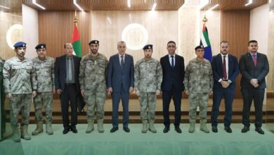 صورة ولد لحريطاني وقائد شرطة أبوظبي يبحثان تعزيز التنسيق الأمني