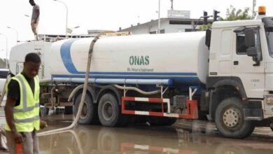 صورة “ONAS”: الفرق تعمل على شفط مياه الأمطار من أحياء نواكشوط