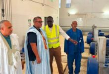 صورة المدير العام للشركة الوطنية للماء يزور عددًا من مرافق الشركة في نواذيبو