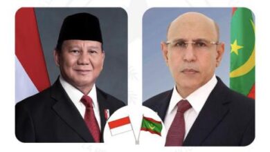 صورة غزواني يهنئ رئيس إندونيسيا بعيد بلاده الوطني