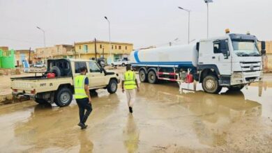 صورة مكتب الصرف الصحي: تفريغ المياه العادمة عشوائيا مخالفة تعرض صاحبها للمتابعة القانونية