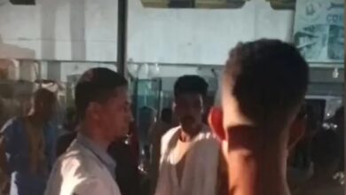 صورة احتجاجات في سوق لكبيد على انقطاعات الكهرباء المتكررة