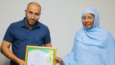 صورة عمال الوكالة الوطنية لتنفيذ ومتابعة المشاريع ينظمون اجتماعهم الشهري
