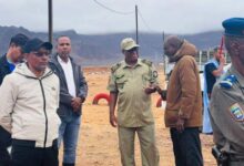 صورة ازويرات : المنقبون يطلقون مبادرة لشفط المياه وردم الحفر والمستنقعات