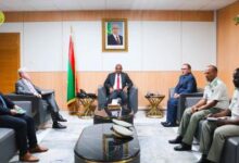 صورة وزير الدفاع يستقبل سفير الاتحاد الأوروبي في نواكشوط